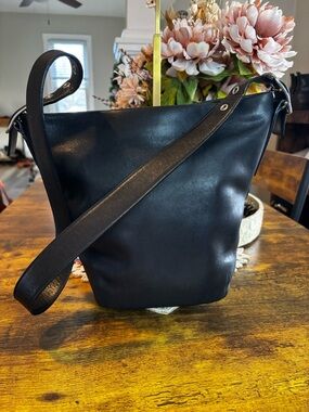 Coach Y2K Black Leather Bucket Bag Shoulder Bag D2S-9186